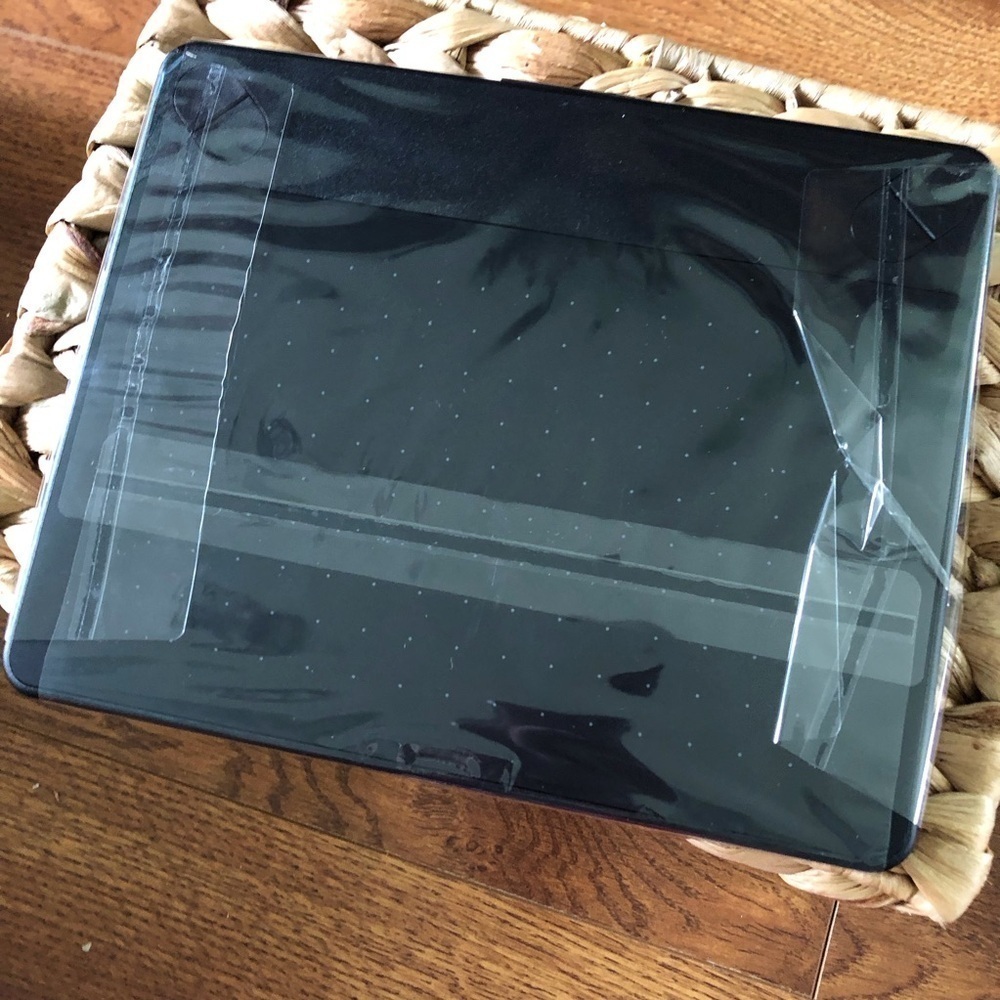 Wacom Intuos Drawing tablet and program - Picture 6 of 6